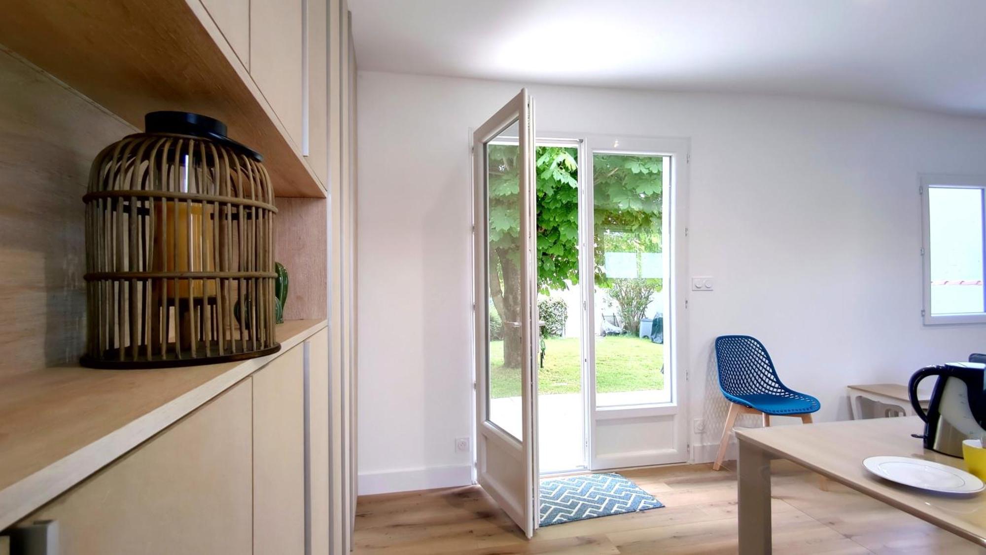 Sous Le Marronnier - Maison Pour 4 Avec Jardin Royan